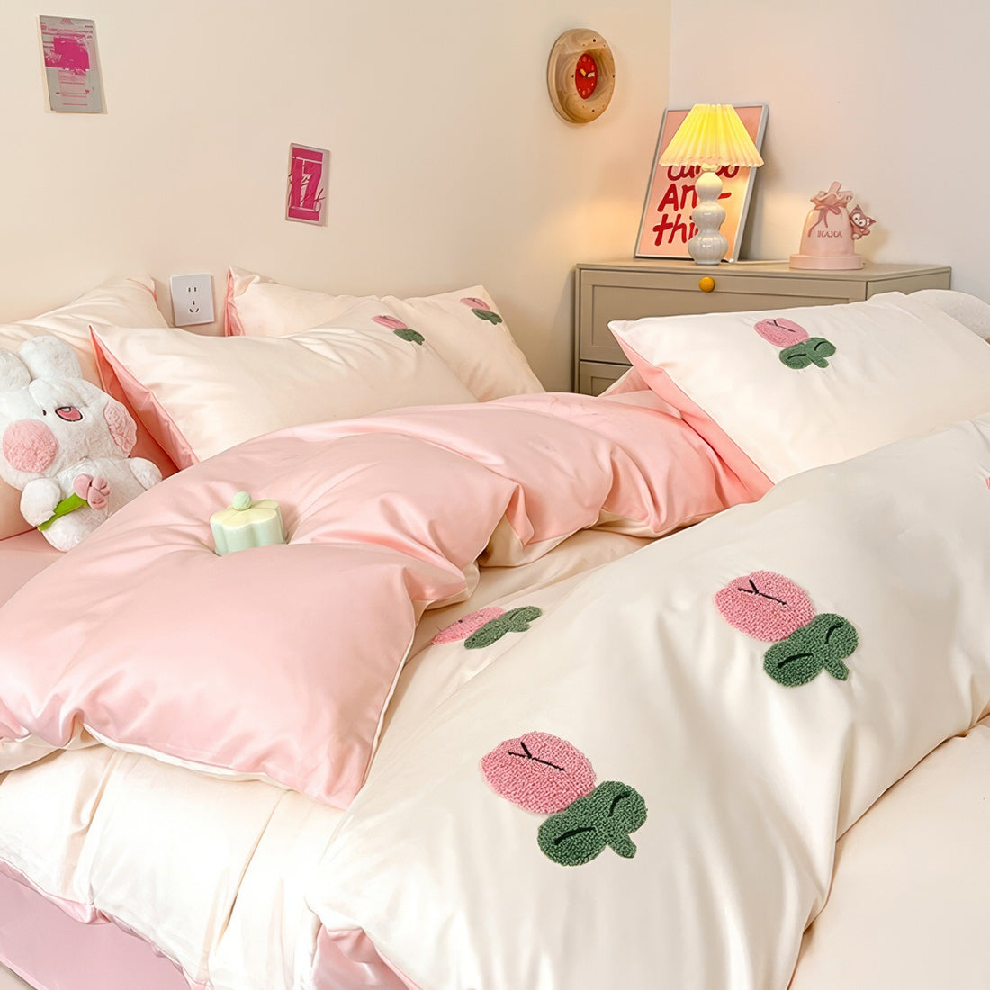 Tulip-Flower-Embroidered-Bedding-Set