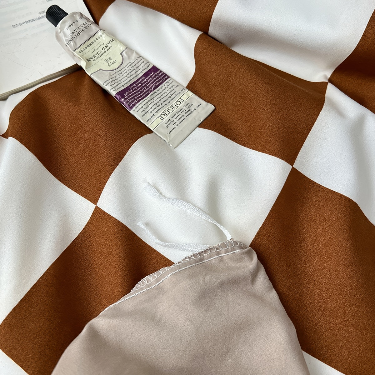 brown color checkered bedding set