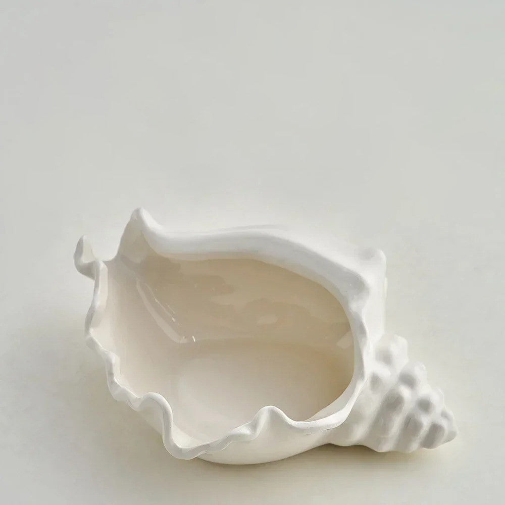 ceramic sea shell shaped jewelry tray holder coquette aesthetic room decor roomtery