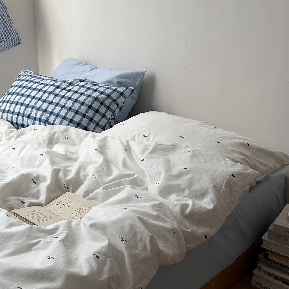 coastal aesthetic minimalist light blue bedding duvet cover set