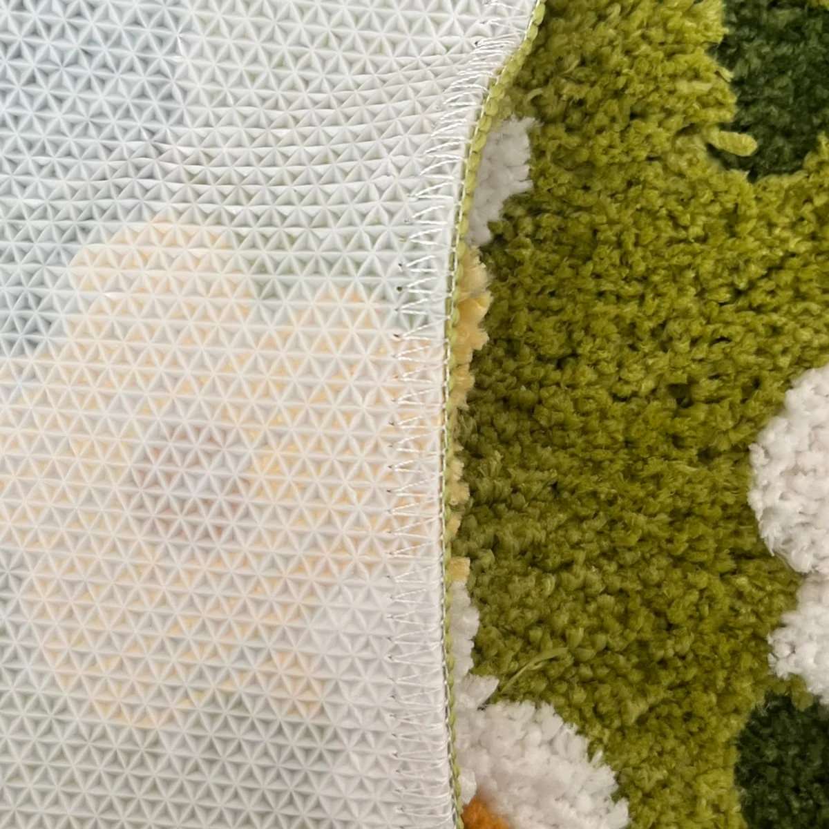 cottagecore aesthetic cute daisies bloom on a grass tufting accent rug