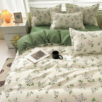 vintage cottagecore aesthetic chamomile flower print bedding set