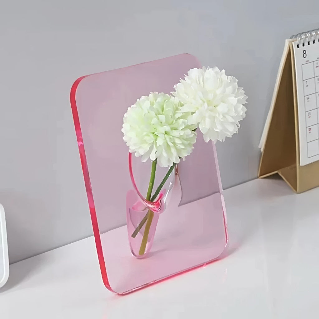 curved wormhole shaped acrylic flower vase