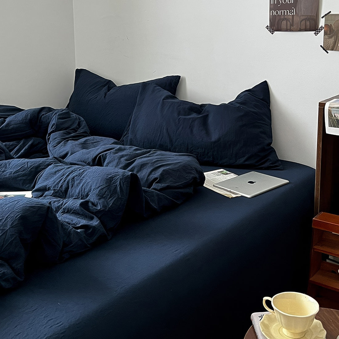 navy blue deep ocean themed color minimalist aesthetic bedding duvet cover set