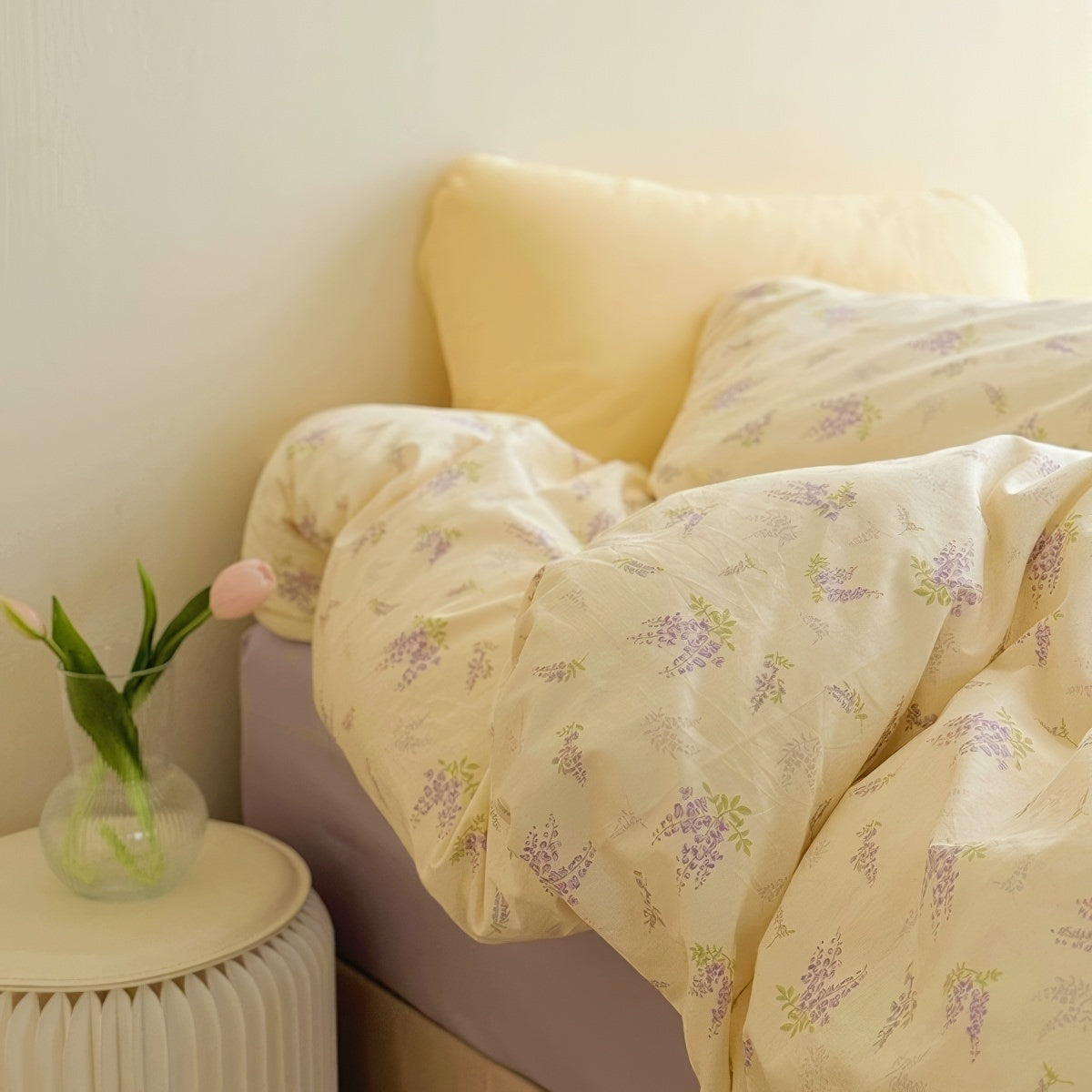 pastel aesthetic levender bloom print floral cotton bedding duvet cover set in light beige and lilac