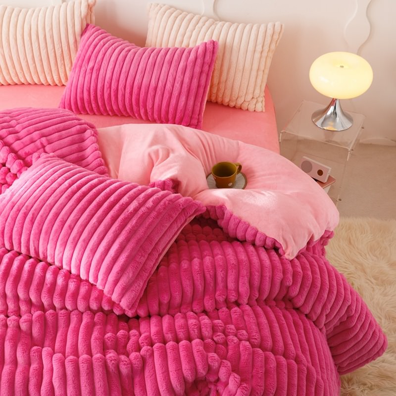 Velvet Mattress Cover Bedspread, Warm Bed Sheets Winters