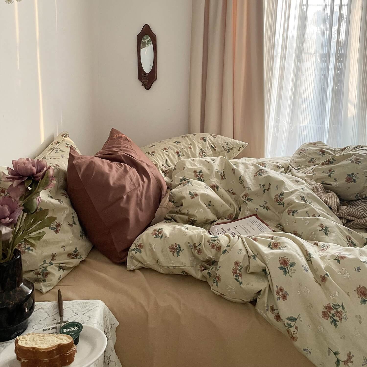 vintage aesthetic floral print in brown shades bedding duvet cover set roomtery
