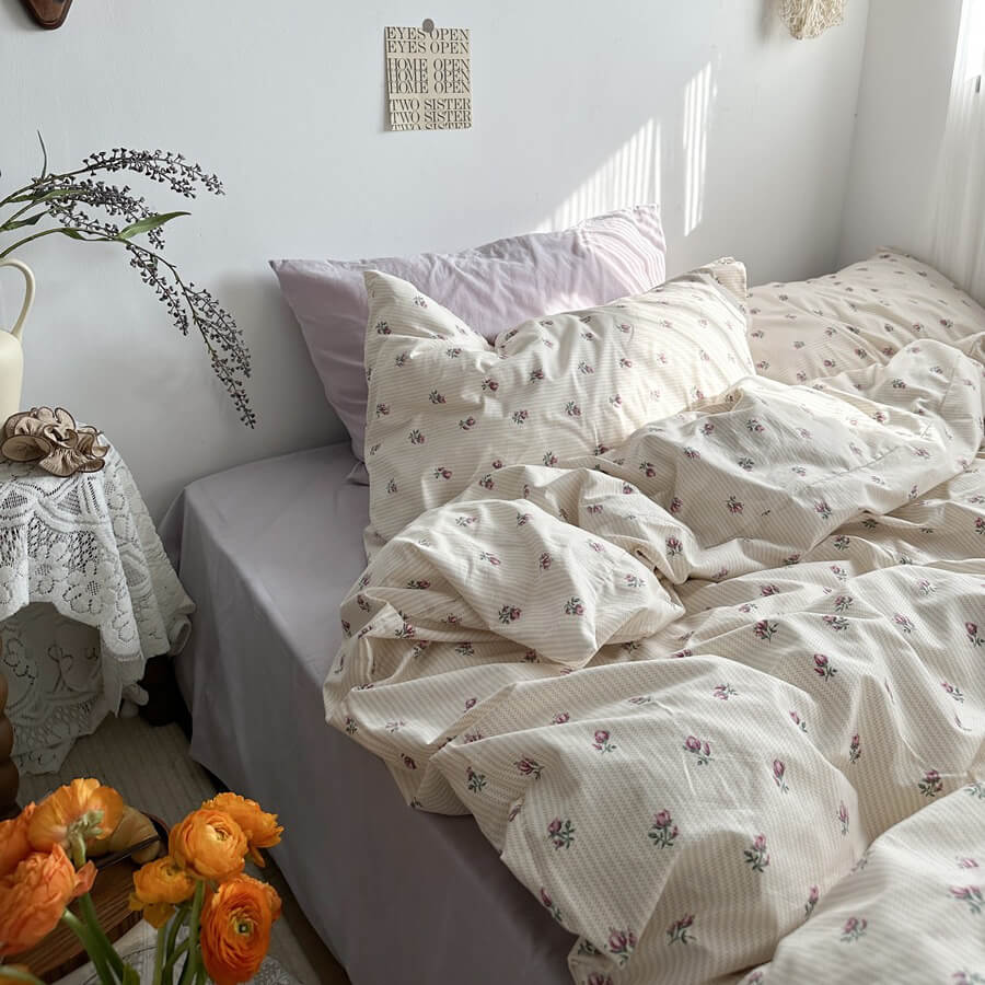 vintage little purple flowers print grandma aesthetic bedding set