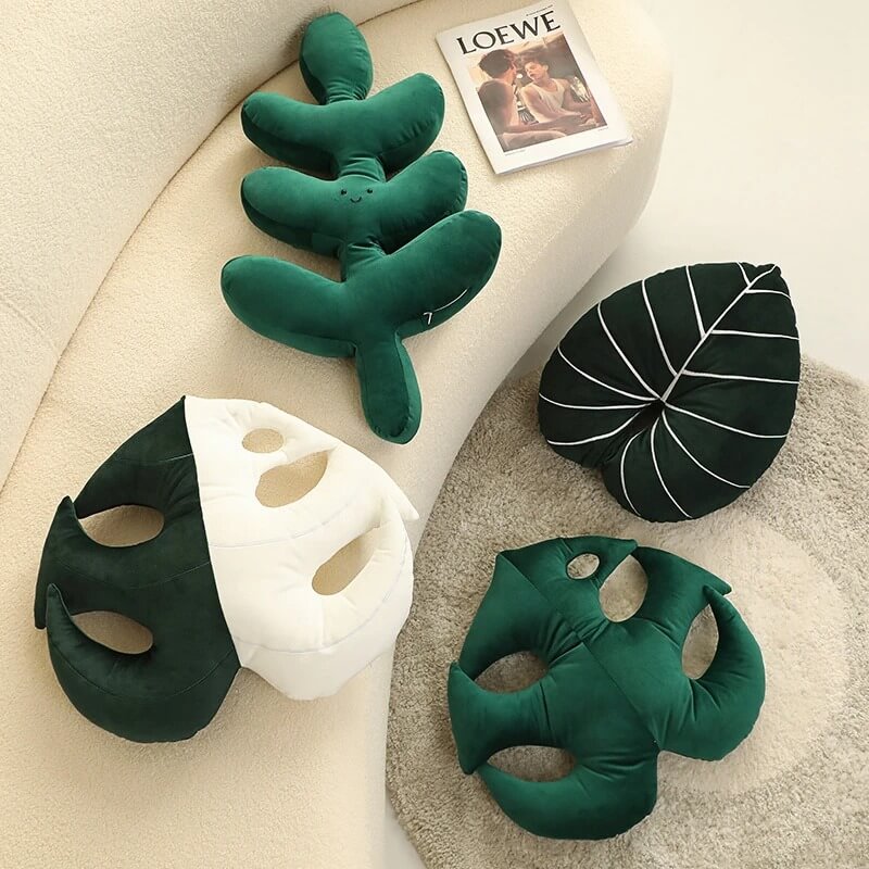 http://roomtery.com/cdn/shop/products/tropical-leaves-soft-cushions-roomtery8.jpg?v=1680722593
