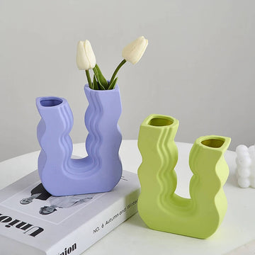 Wavy U Pastel Ceramic Vase