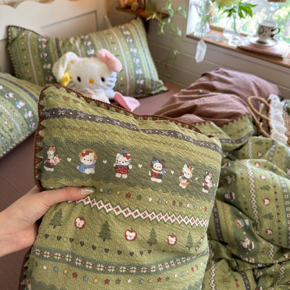Sage-Forest-Kitty-Aesthetic-Bedding-Set