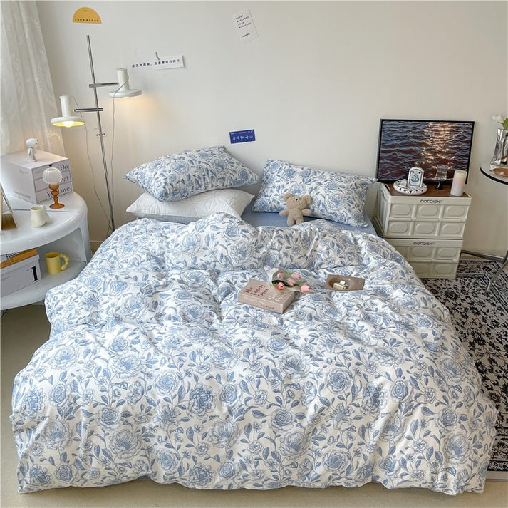 Blue Flowers Pattern Print Bedding Set | Vintage Aesthetic Bedding ...