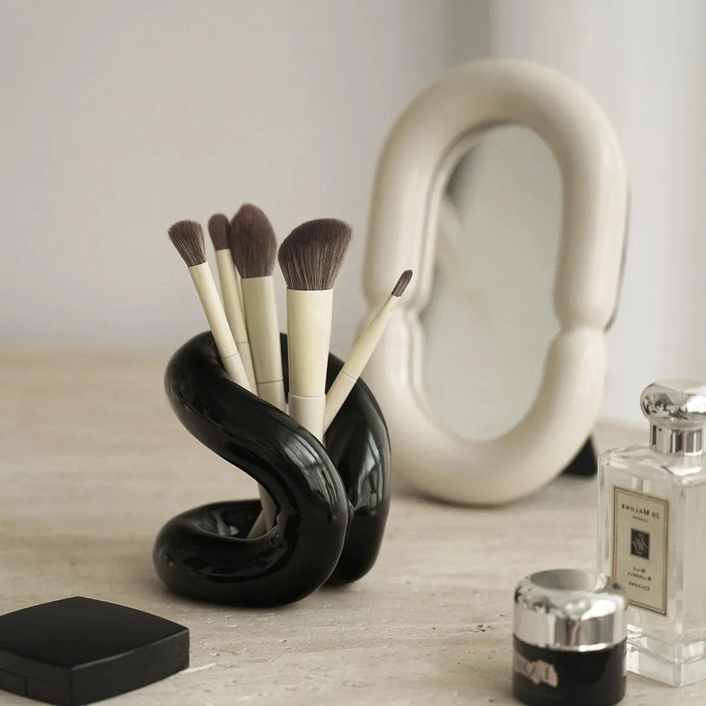 curvy ceramic makeup brush holder vanilla girl aesthetic room decor roomtery