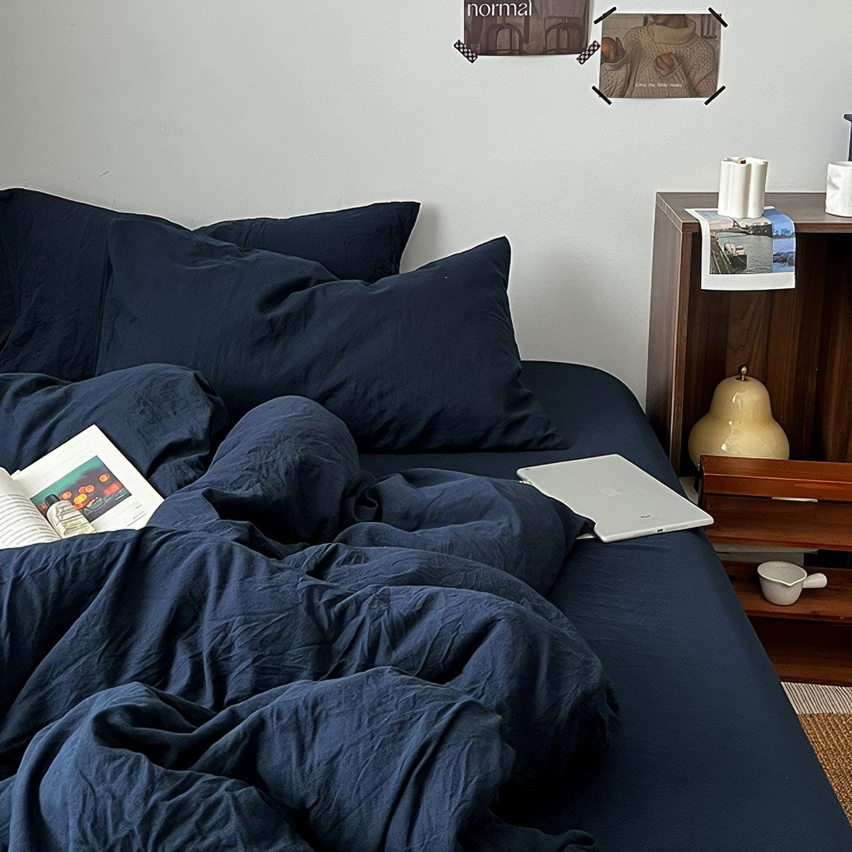 navy blue deep ocean themed color minimalist aesthetic bedding duvet cover set 