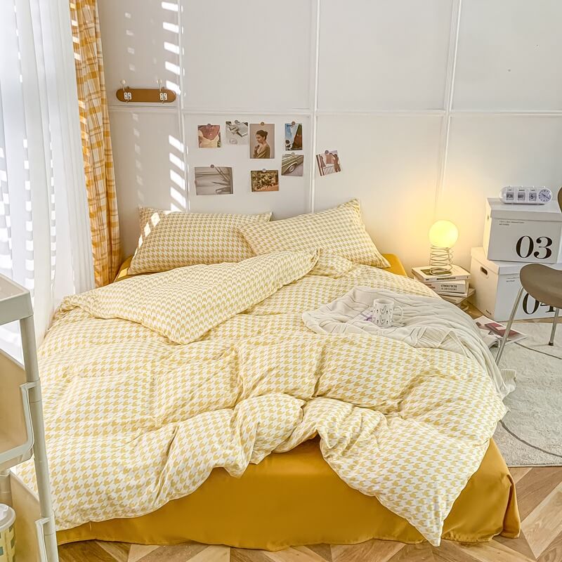 korean style aesthetic bedding set with dogtooth check pattern print yellow