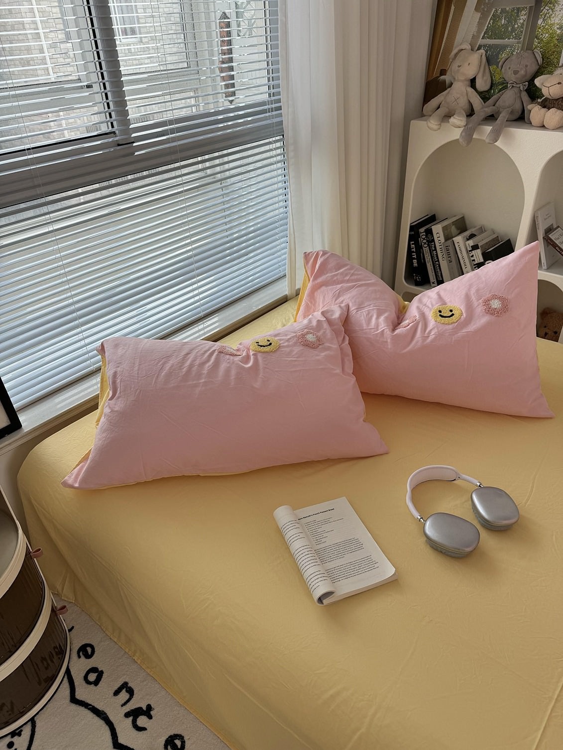 cute embroidered smiles and flowers pastel aesthetic bedding duvet cover set in pastel pink and yellow color