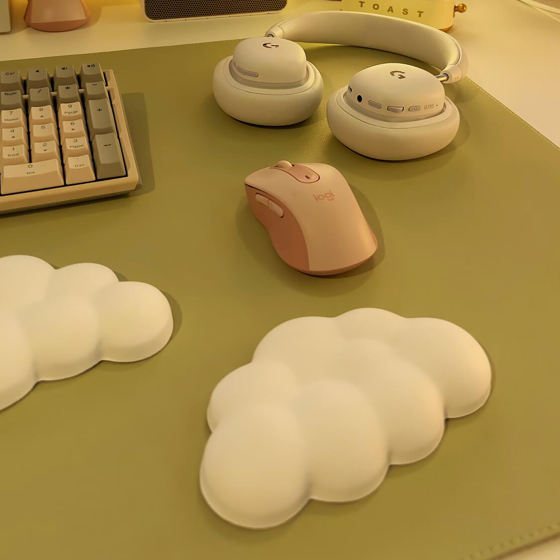 ergonomic cloud shaped keyboard and mouse wrist rest pad roomtery