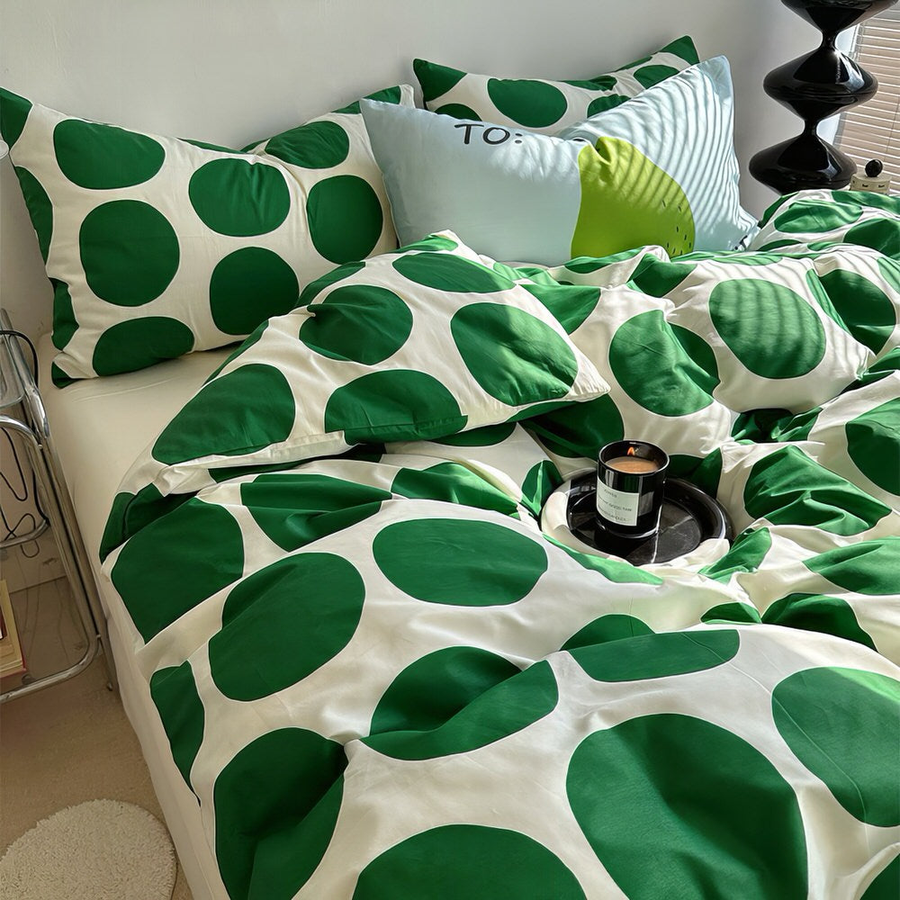 aesthetic bedding duvet cover set with large green polka dot pattern print on beige/white background