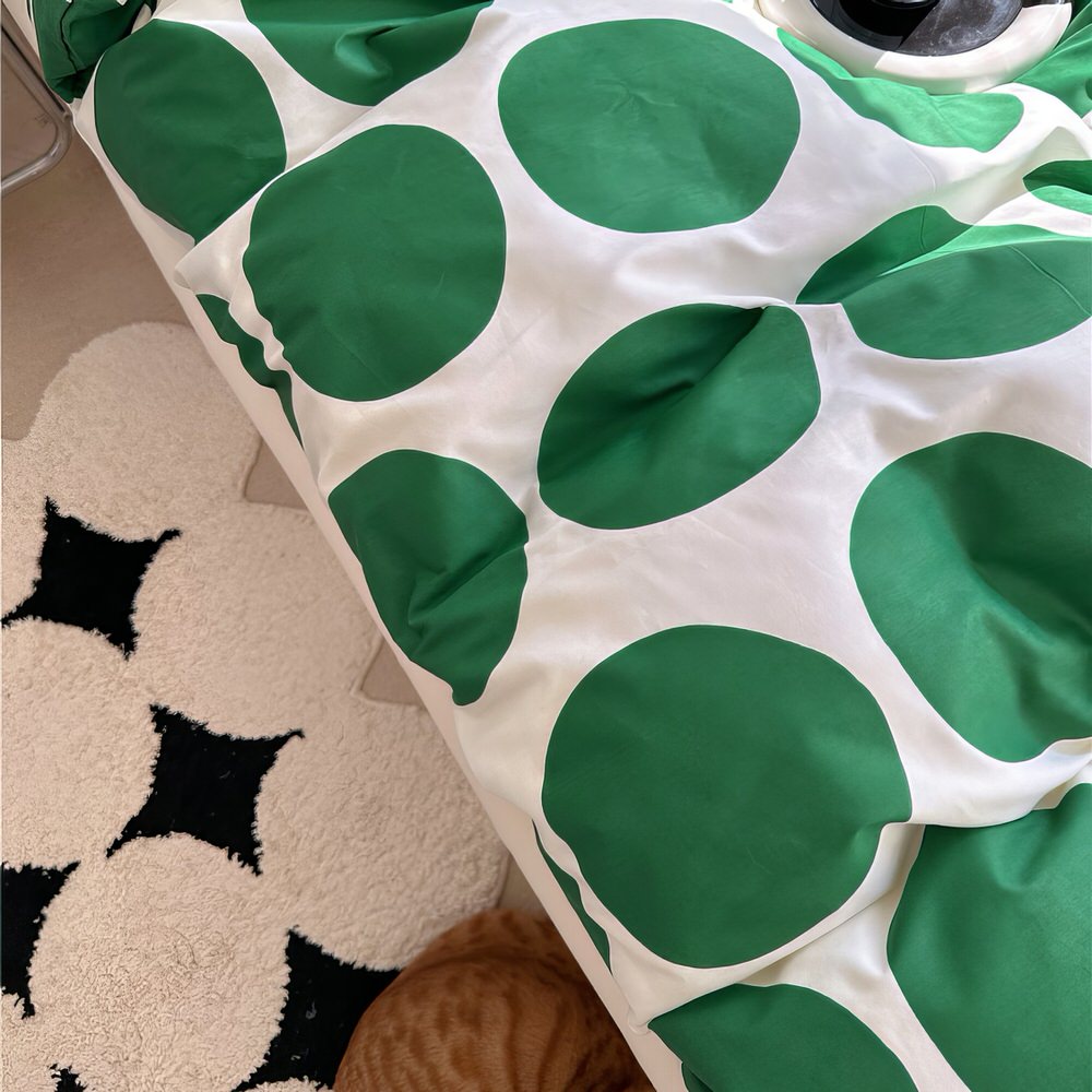 aesthetic bedding duvet cover set with large green polka dot pattern print on beige/white background