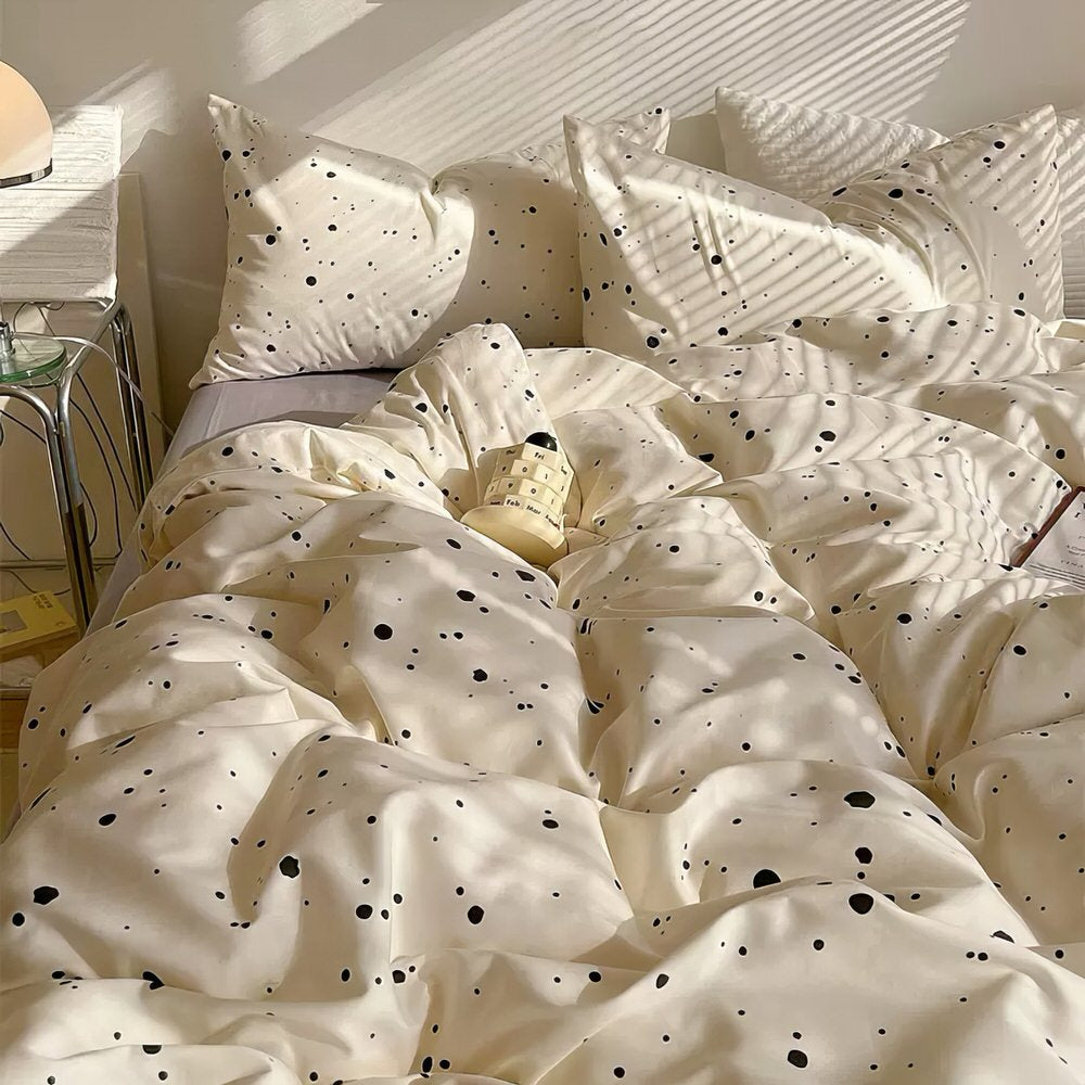 light beige color splattered with black spots print aesthetic bedding duvet cover set roomtery