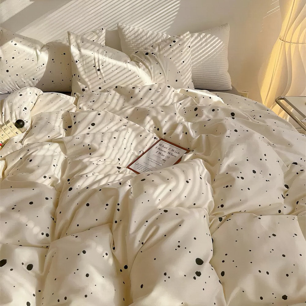 light beige color splattered with black spots print aesthetic bedding duvet cover set roomtery