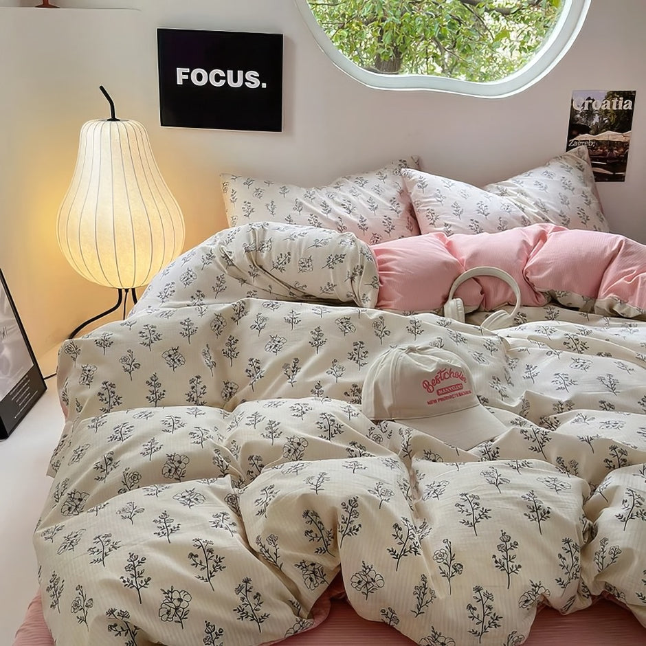 Aesthetic Bedding: Cute Bed Sheets, Duvet Covers & Pillow Cases