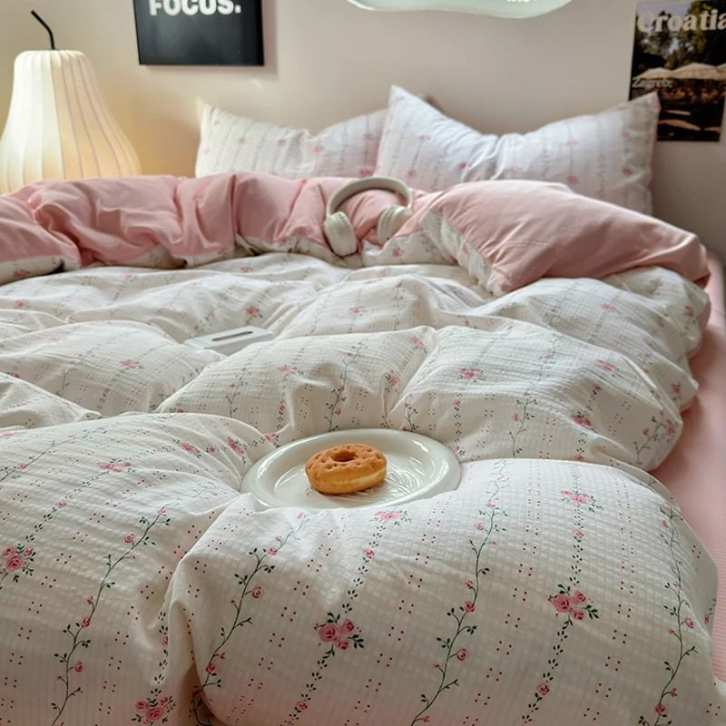 delicate pale pink flowers print duvet cover bedding set