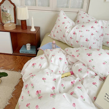pastel pink tulip print aesthetic bedding duvet cover set roomtery