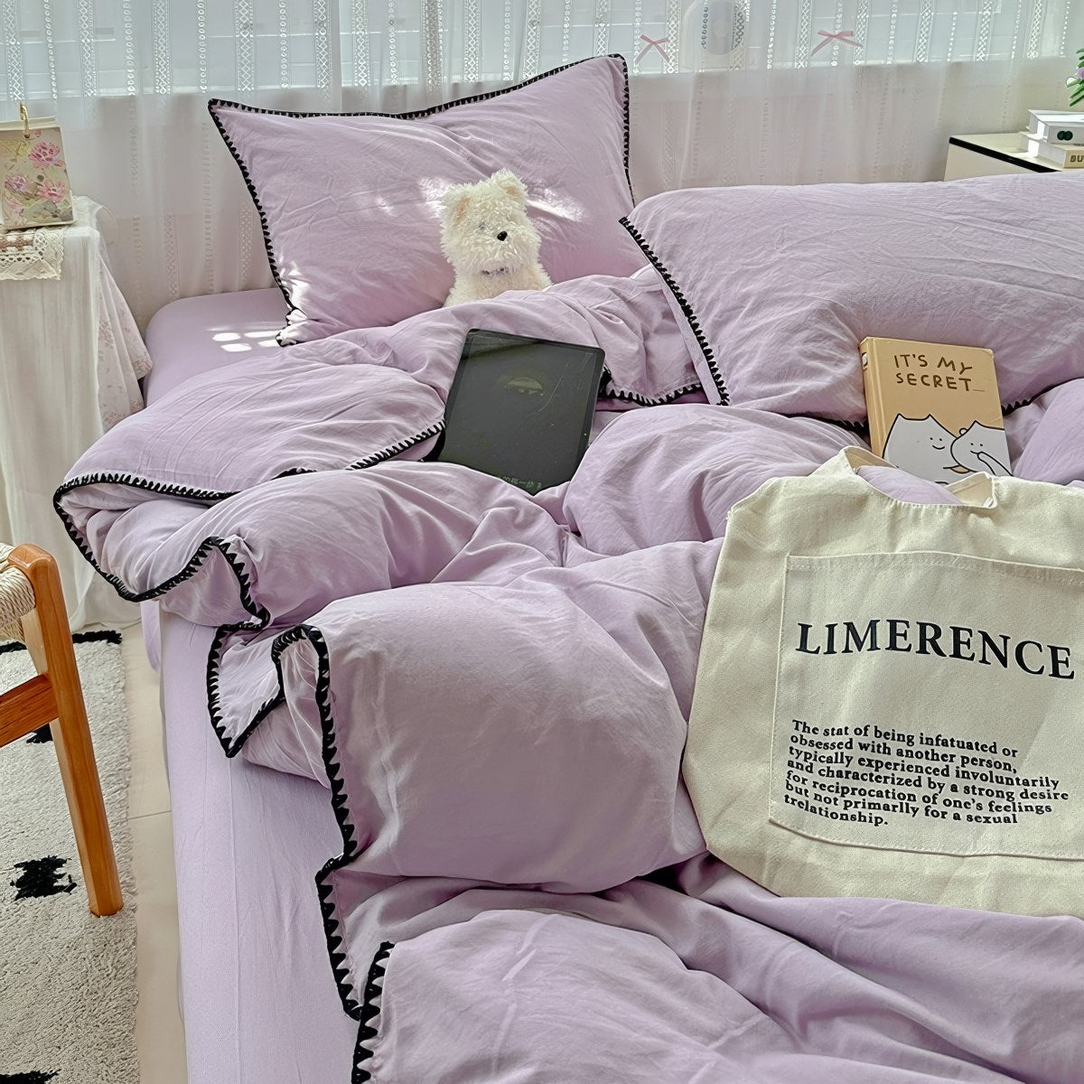 pastel aesthetic bedding duvet cover set with contrast stitched shell-edge