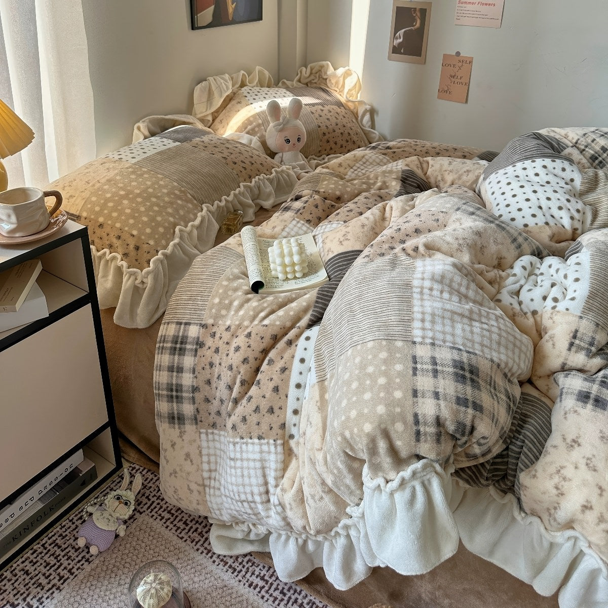 Patchwork Ruffle Plush Fleece Winter Bedding Set