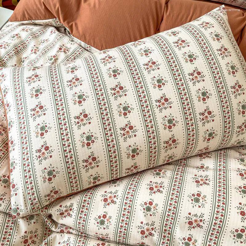 vintage brown floral print aesthetic bedding duvet cover set roomtery