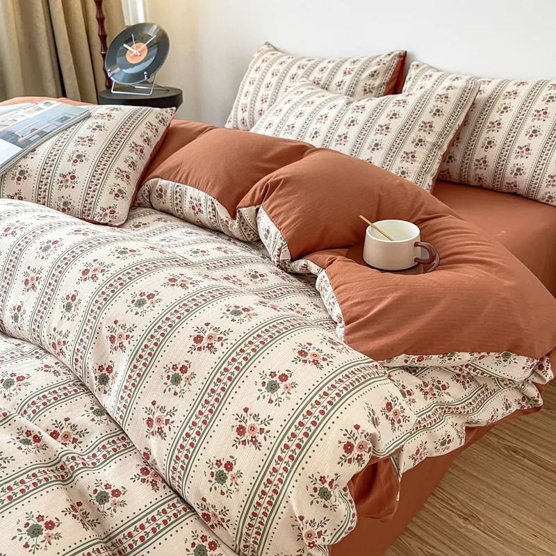 vintage brown floral print aesthetic bedding duvet cover set roomtery