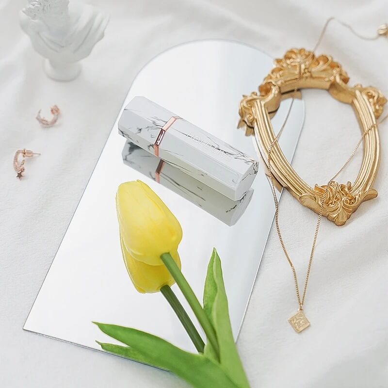 Simple Acrylic Mirror - Shop Online on roomtery