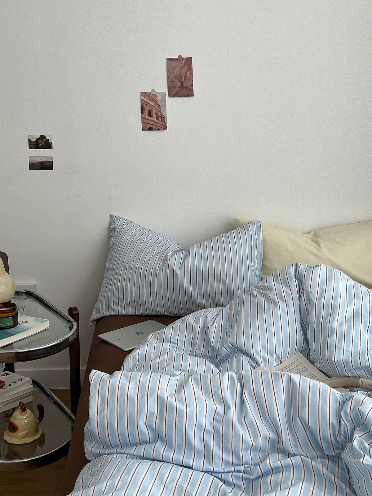 Light blue striped cotton duvet cover set with matching pillowcases