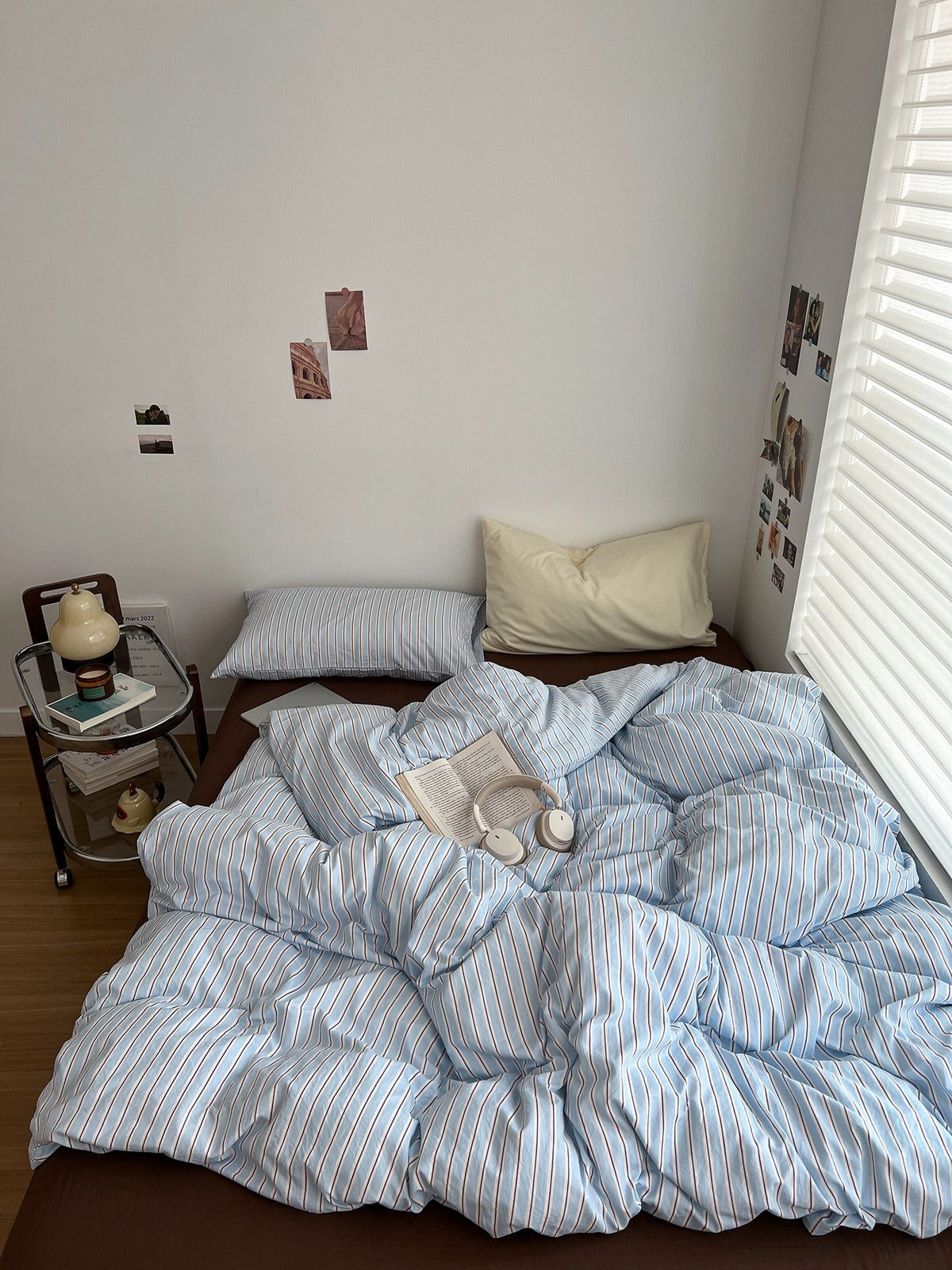 Light blue striped cotton duvet cover set with matching pillowcases