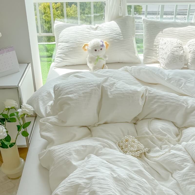 soft cloud ribbed washed cotton effect bedding set in white colors