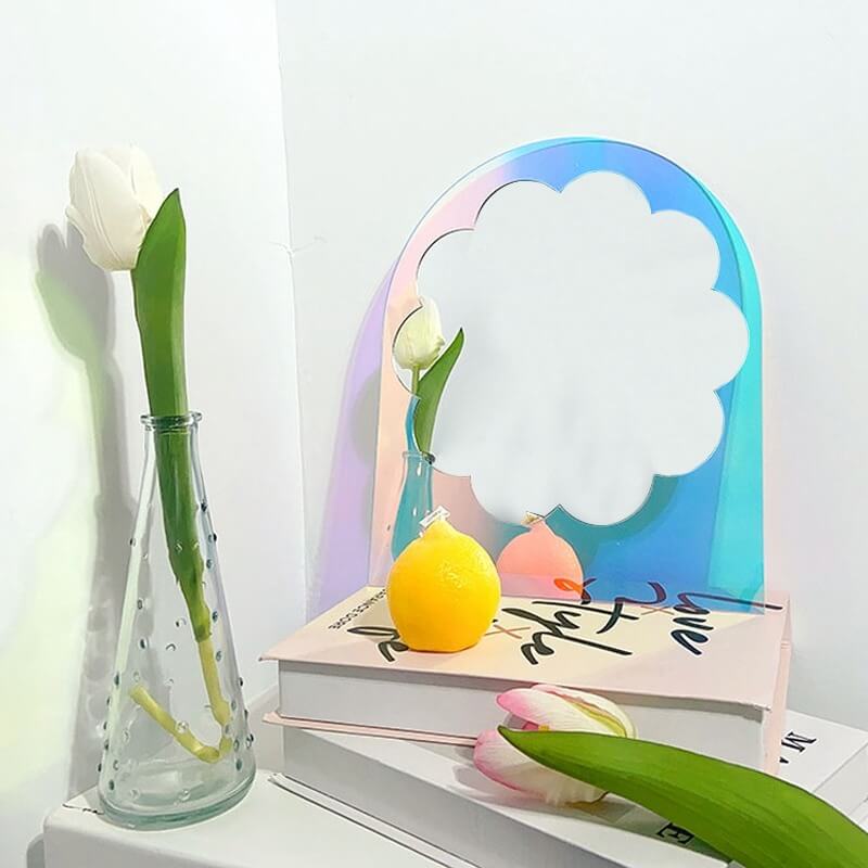 specular acrylic iridescent blob shaped mirror roomtery