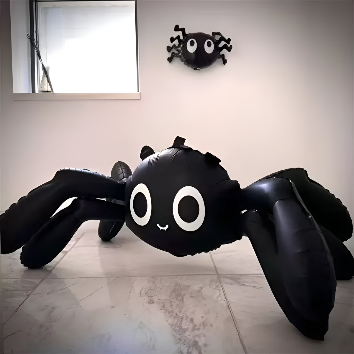 Giant Standing 3D Spider Halloween Foil Balloon