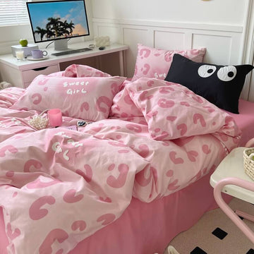 pink leopard pattern print aesthetic bedding duvet cover set roomtery