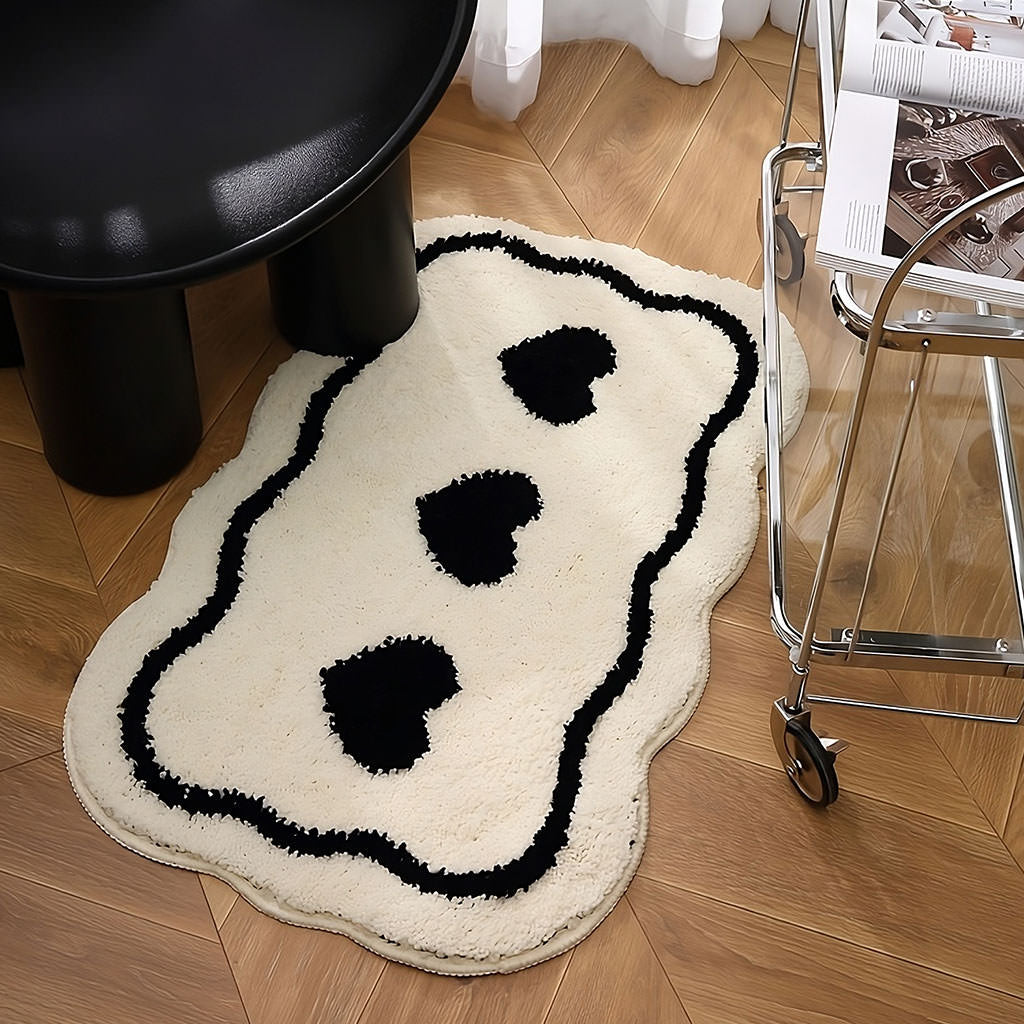 three hearts black white tufted rug