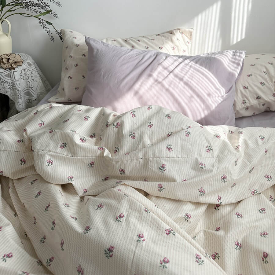 vintage little purple flowers print grandma aesthetic bedding set
