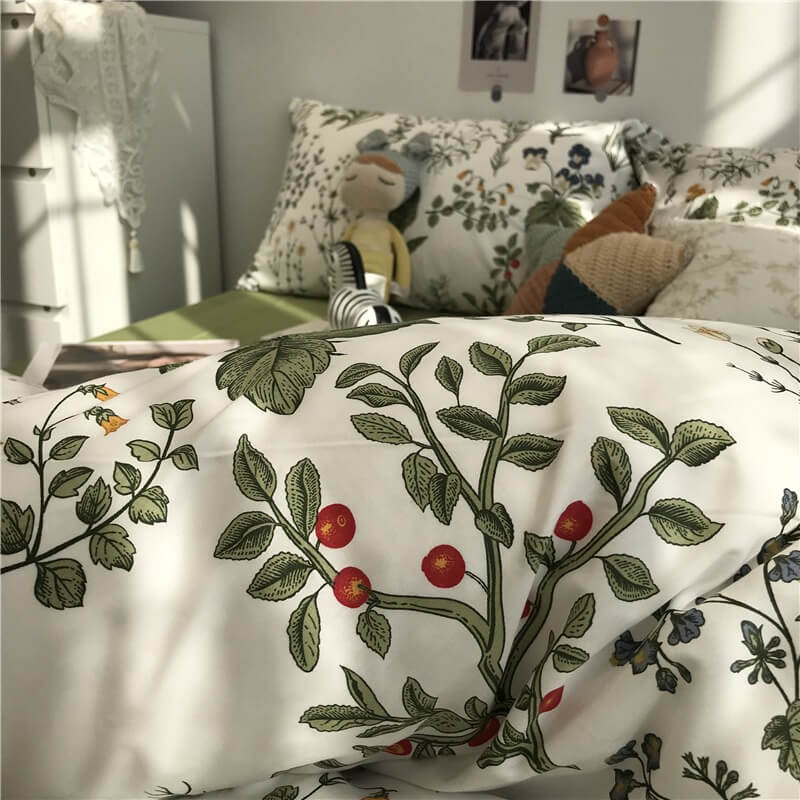 vintage bedding duvet cover set with red berries and wildflowers print cottagecore aesthetic