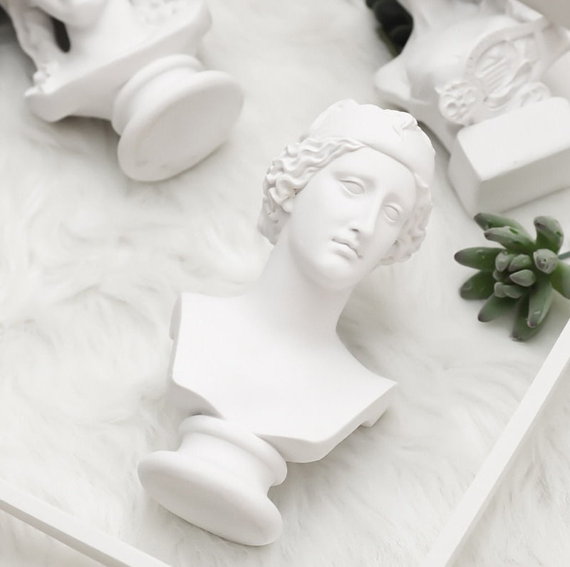 white ceramic bust desktop mini decorative brush vase art hoe aesthetic room decor roomtery