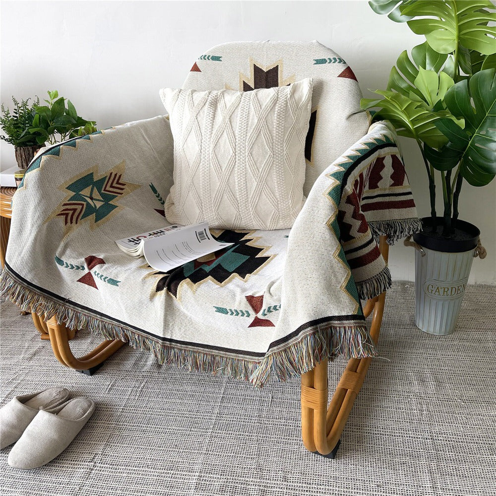 boho style print aesthetic woven throw blanket tapestry decor roomtery