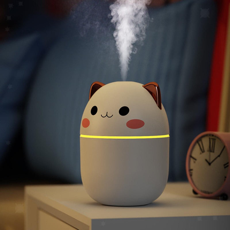 Desk humidifier outlet