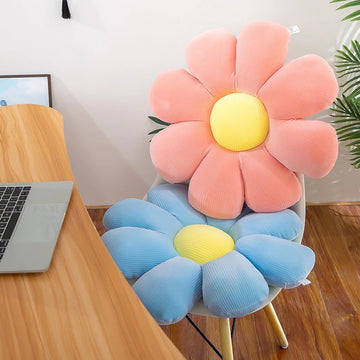 Daisy Flower Decorative Pillow