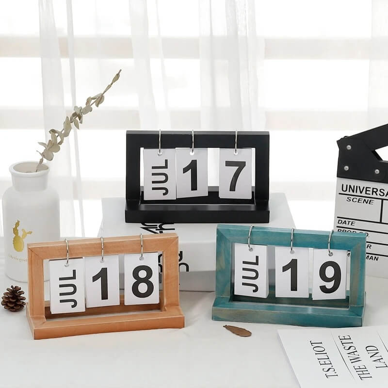 desktop flipping calendar aesthetic decor roomtery