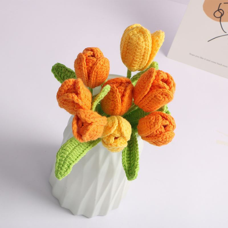 hand-crochet-tulip-flowers-artificial-tulip-knitted-bouqet-decor-roomtery1