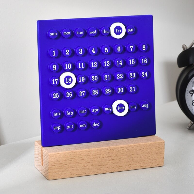 kawaii cute desk decor calendar reminder roomtery