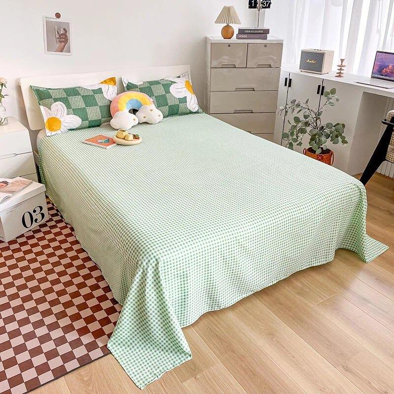 Light Green Checkered Daisies Aesthetic Bedding Set - Shop Online on ...